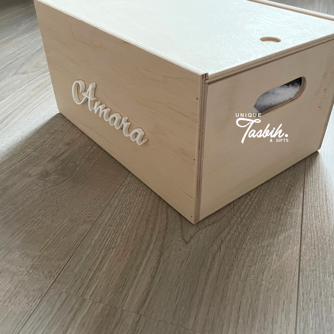 Gepersonaliseerde houten kist met schuifdeksel
