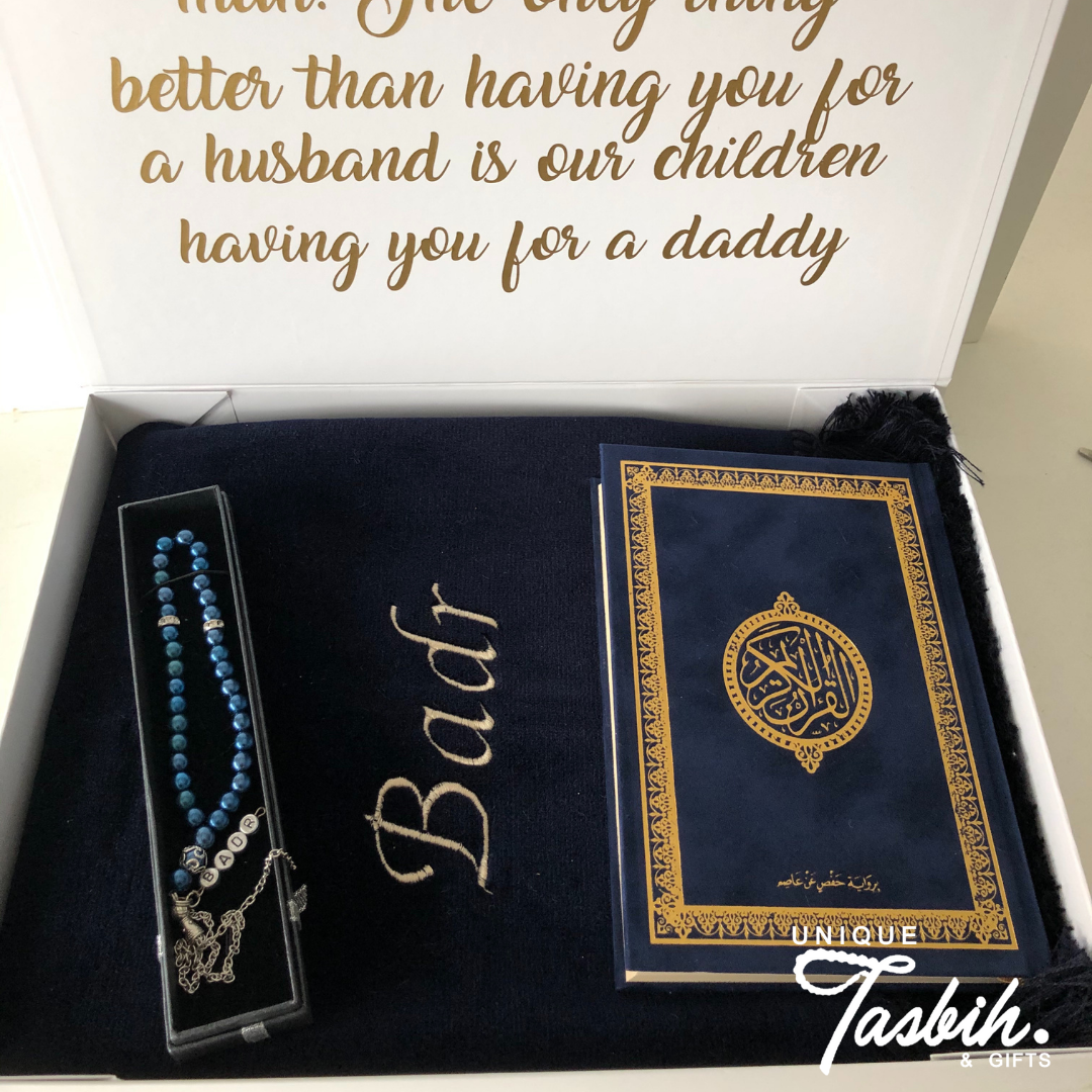 Personalised gift box Gold design (Rug - Arabic Quran - Tasbih) - Unique Tasbihs & Gifts