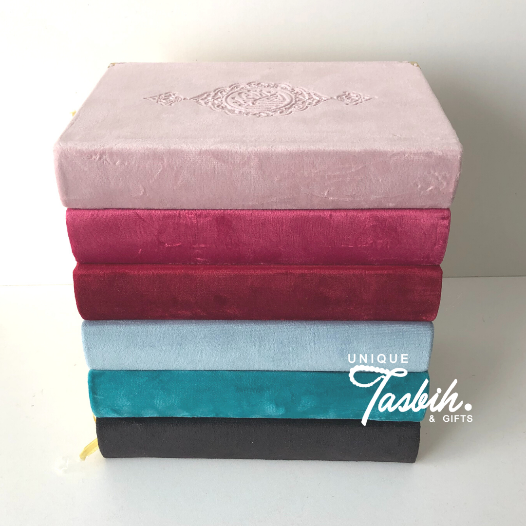 Velvet Arabic Quran with gold accents 14x20cm - Unique Tasbihs & Gifts