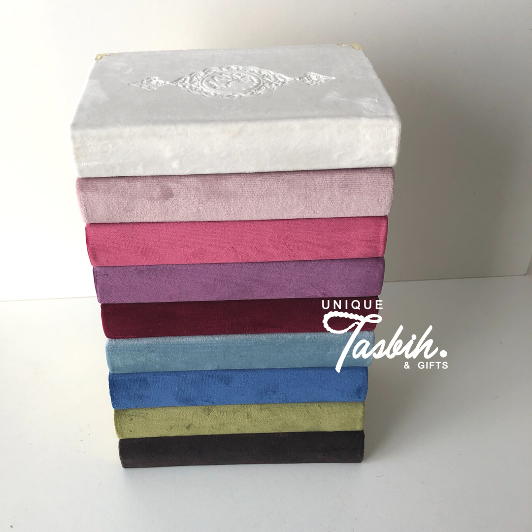 Velvet Arabic Quran with gold accents 12x17cm - Unique Tasbihs & Gifts