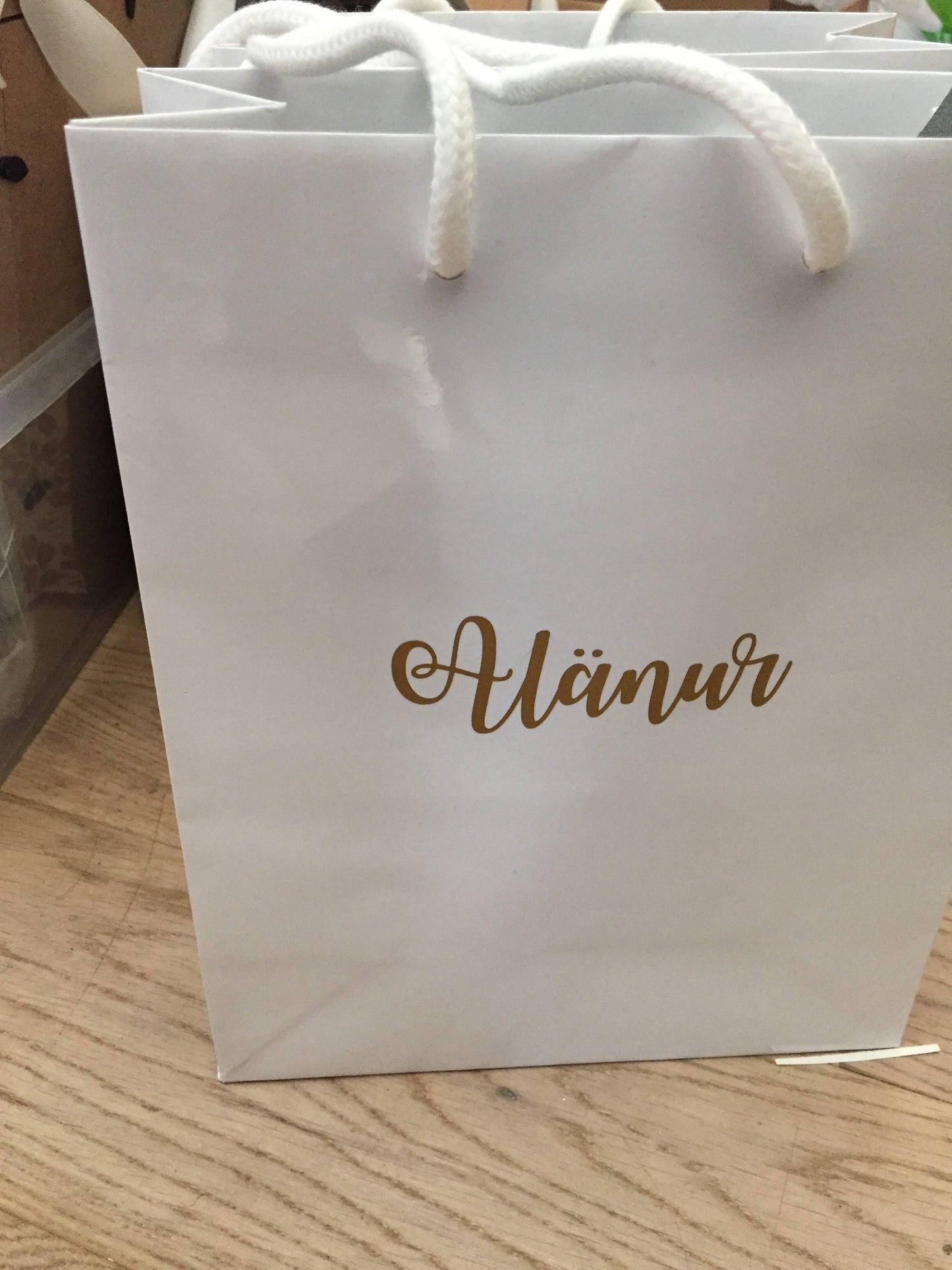 Personalized gift bag (20x10x25cm) - Unique Tasbihs & Gifts