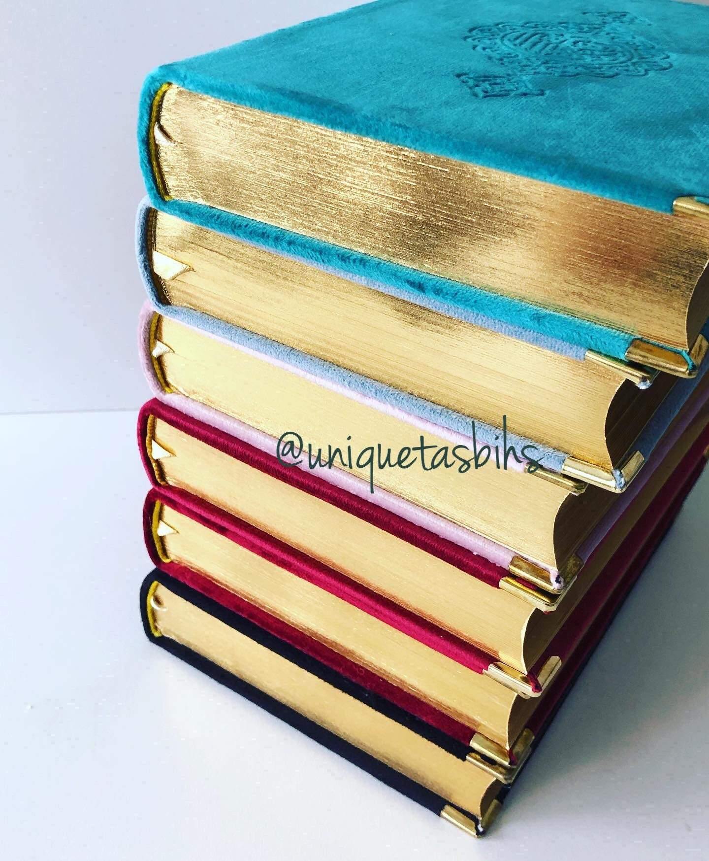 Velvet Arabic Quran with tasbih - Unique Tasbihs & Gifts
