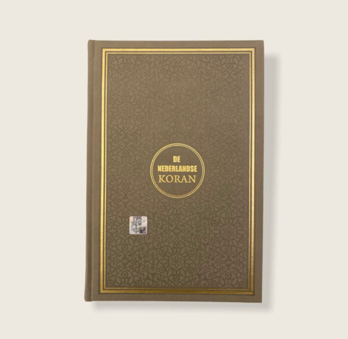 Nederlandse Koran met gouden accenten