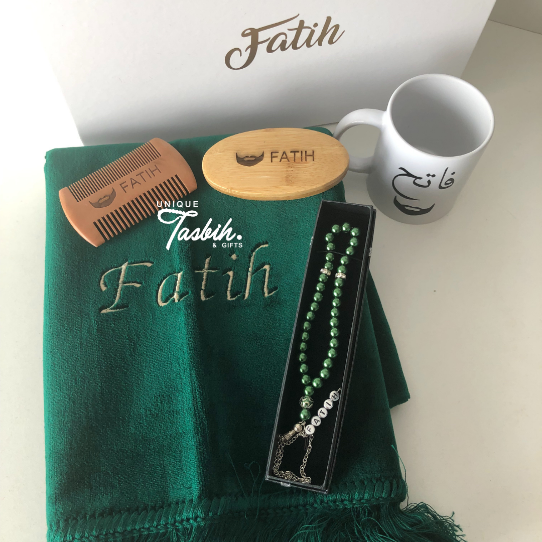 Personalized gift box for him (Rug - Tasbih - Comb - Brush - Mug) - Unique Tasbihs & Gifts