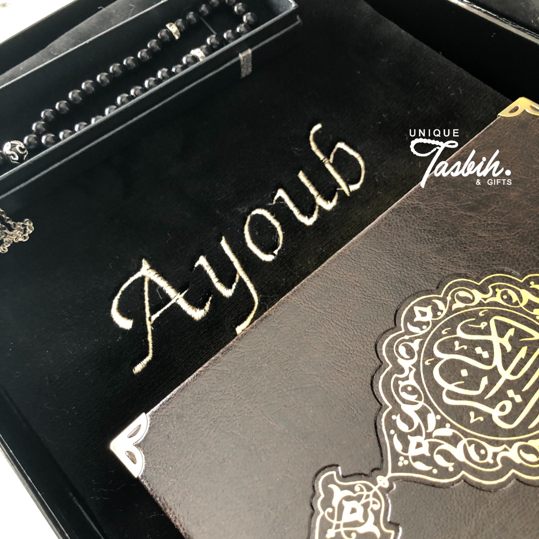 Personalised gift box Black & Gold design (Rug - Arabic Quran - Tasbih) - Unique Tasbihs & Gifts