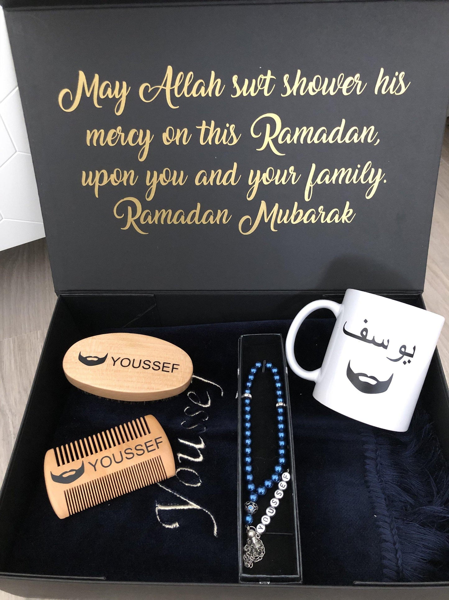 Personalized gift box for him (Rug - Tasbih - Comb - Brush - Mug) - Unique Tasbihs & Gifts