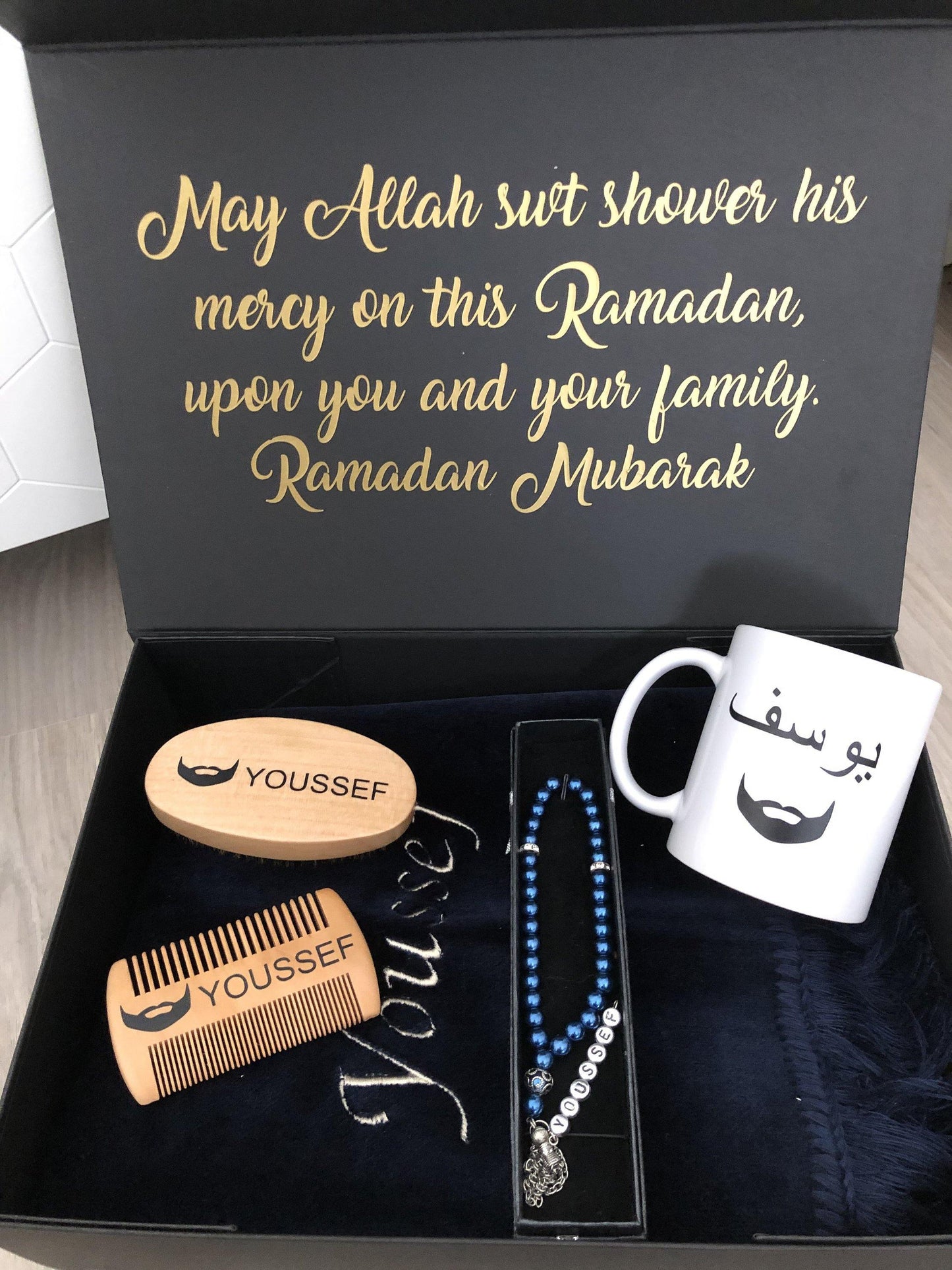 Personalized gift box for him (Rug - Tasbih - Comb - Brush - Mug) - Unique Tasbihs & Gifts