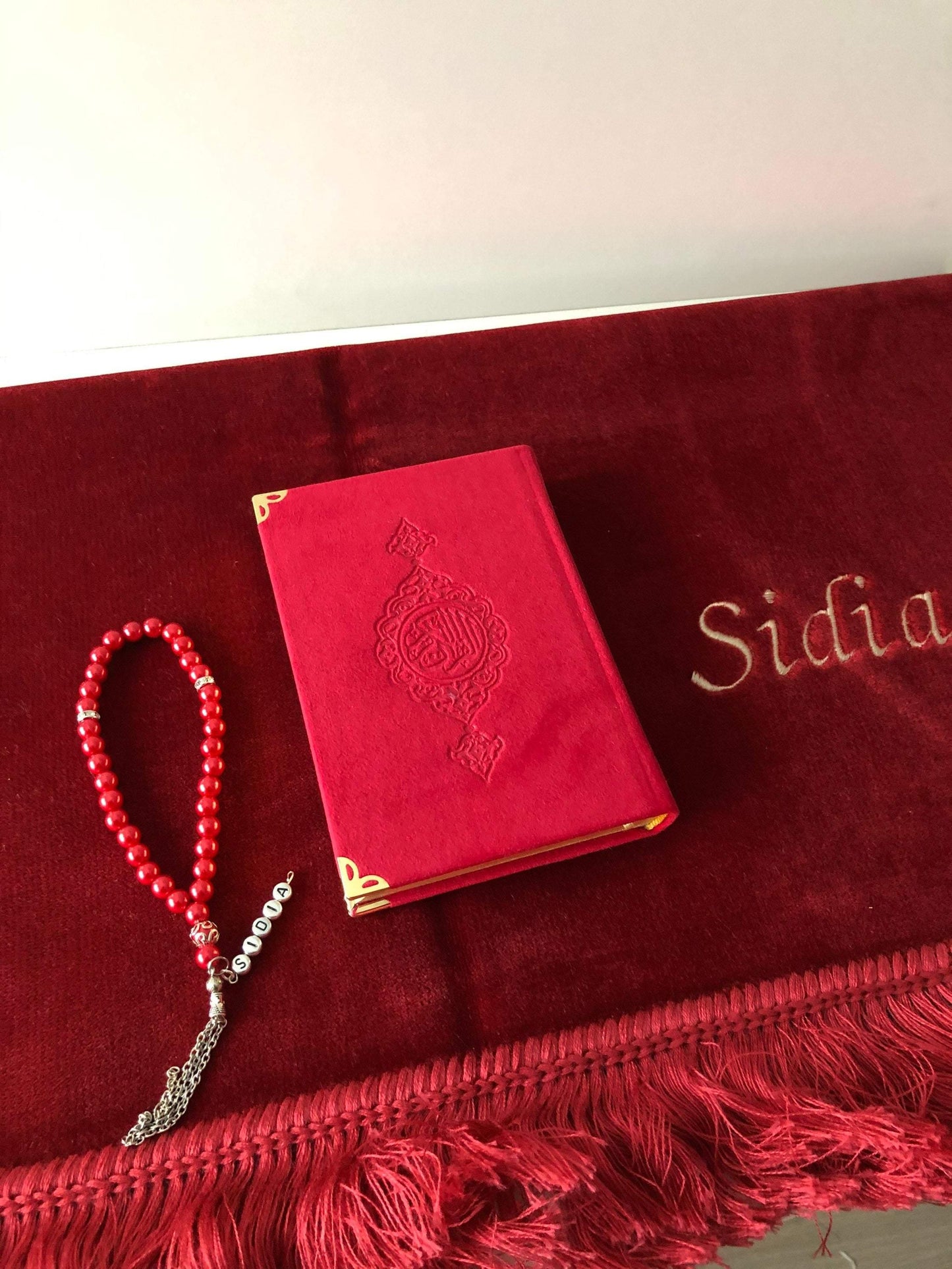 Personalised gift set Velvet (Rug -Arabic Quran 12x17 - Tasbih ) - Unique Tasbihs & Gifts